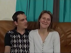 Geile Milf Hausfrau wird von ihrem Mann vor der Fledgling Web cam gefickt