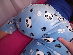 part 1: I'm staying alone at my friend's house...and this happened! homemade porn