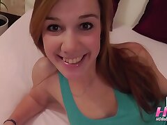 Beautifull girl with sumptuous facial expressions pulverized on web