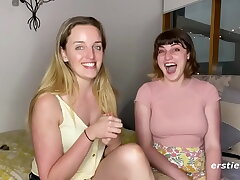 Lesbo Duo Have fun in the Library