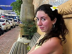 Public Pickup - Sole massage ends in hot sex