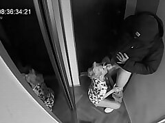 Wife throated the postman while husband in the next door