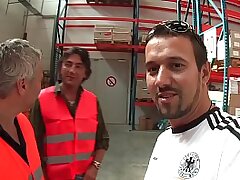 Warehouse employees penetrate the secretary - impressive clamp mega
