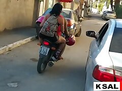 Entramos na comunidade pra visitar um amigo e fizemos muita putaria e varios vids - Movies completos no Crimson