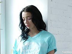 Anal-Beauty.com - Emily Bender - Dark-haired Enjoys a Hard Stiffy in the Culo