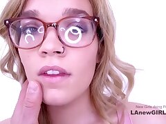 Horny Model Testing her Blowage Skills in New Porn Movie