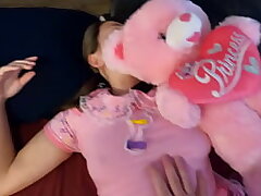Little stepdaughter takes stepfather's creampie in her cock-squeezing honeypot