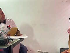 Boss fucks young school girl who asks for a job chance - Spanish pornography - Russian pornography