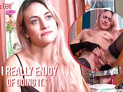 Ersties - Super-hot Blonde Honey Frigs Herself