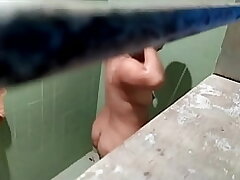 He recorded my sista with a covert camera while she was taking a douche