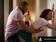 MODERN-DAY SINS - Bored Casey Calvert's SNEAKY Fuck-a-thon With Hubby Turns Into Group sex With Their In-Laws