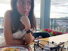 Brunette from a dating site gave me tear up her on first meeting