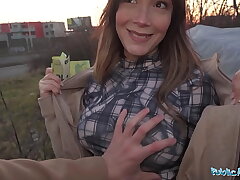 Public Agent - Super-hot Venezuelan Babe Gargles and Fucks for Cash in Public