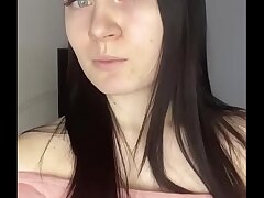 Porno Heads Professional - Witness Aussie cutie Kiki Vidis penetrating a giant salami in Point of view