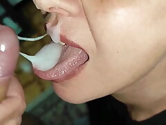 Blowjob Spunk in Mouth & Spunk Facial cumshot Unexperienced Mature Cougar