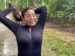 I pummel a BIG DICKED STRANGER in a PUBLIC PARK and we nearly GET DISCOVERED!!