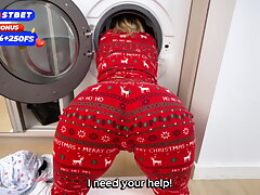 the greatest Christmas bounty is: step sis stuck in a washing machine!