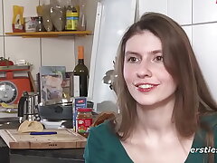 A woman from Munich is visiting Berlin and masturbating