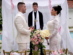 Priest Fucks His Bride on Their Wedding Day in the Shower - Mariana Martix