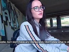 Public Agent Warm Czech assets torn up under public bridge after blowing trouser snake