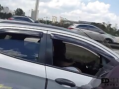 A carioca fez um blowjob no carro em movimento no meio da Marginal Pinheiros - Angel Takemura
