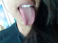 Teen Crazyloli12 follando y jugando con su co&ntilde;o