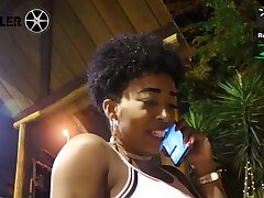 doll sexydea masturbating on live web cam