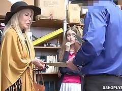 LP Officer screwing the older coochie on top
