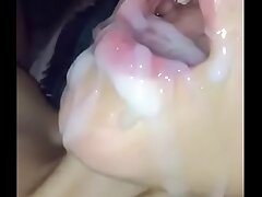 Tomando Leitinho do meu primo