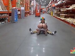 Clown gets bone sucked in The Home Depot
