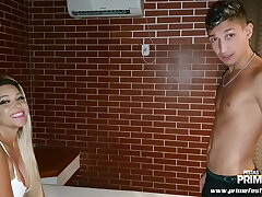 Com f&atilde; novinho na Festaprime dando a Bucetinha COMPLETO NO RED