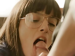 Sweet Caomei Wants to Cheat With Her Boss