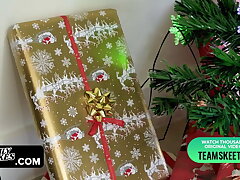 Horny Teen Fondles Her Labia While Her Stepdad In Santa Suit