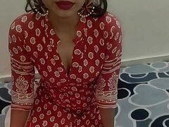Desi Indian village bhabhi ne khula parlour officer ko Rishwat na Dene par aapni gaand marwai gonzo Hd in Hindi audio