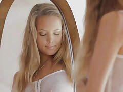 Teenager Films - Every all girl paramours fantasy