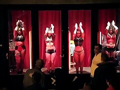 Redlight Amsterdam - De Wallen - Call girls Prostitutes Handsome Girls
