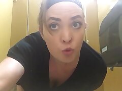 Goddess taunts bunghole with clittie buttplug
