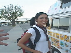 Popsicle maker sells Popsicle to teenagers in swap for sex #02