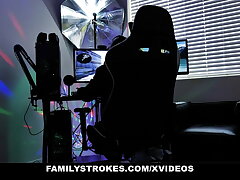 Family Strokes - Nerdy Teenage Gets His Stepbros Attention By Gobbling His Girthy Spear Entire