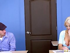 Brazzers - Kenzie Taylor - Big Boobies At School