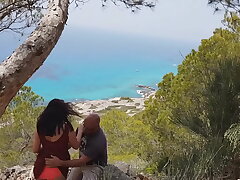 Sex Tourist fickt notgeile Schlampe