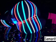 Samantha gets off in this hot solo