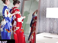 Lil' Asians - Beautiful Asian In Kimono Christy Enjoy Trains Unexperienced Babe Alex De La Flor