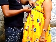 Tailor ne Everbest Hefty Udders Bhabhi ko Chod diya - Desi Tumpa