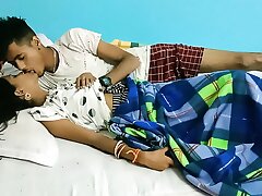 Indian warm teenage dame unexperienced lovemaking with classmate!