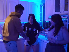 This kitchen is so torrid that Linda had to take of her clothes