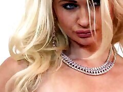 do you like to tear up me i lie here and wait for you to tear up me in my fuck-hole