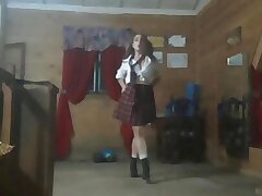 Student humiliates her cuckolded boyfriend