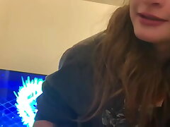 Lesbian bestfriend comes in room for a facial cumshot