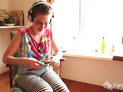 Grimaces Ezmerelda Spunks To Music